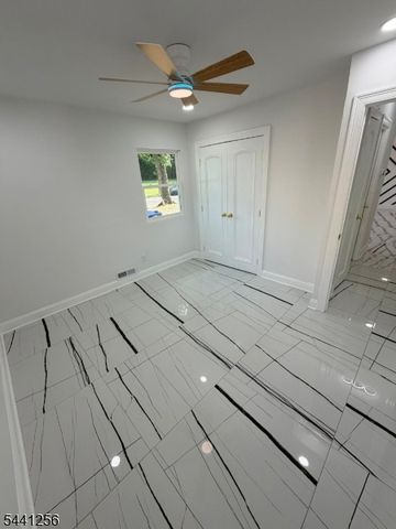 109 W Arthur Pl, Woodbridge Twp., NJ 08830