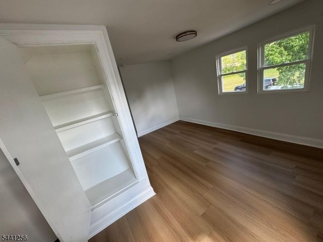 109 W Arthur Pl, Woodbridge Twp., NJ 08830