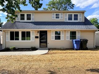 109 W Arthur Pl, Woodbridge Twp., NJ 08830