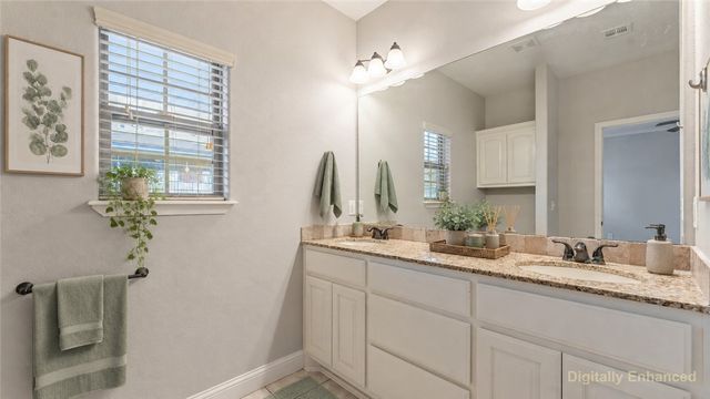 100 NE Chicory Lane, Bentonville, AR 72712