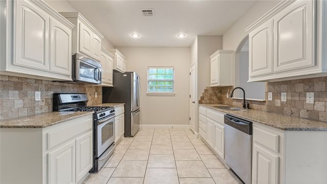 100 NE Chicory Lane, Bentonville, AR 72712