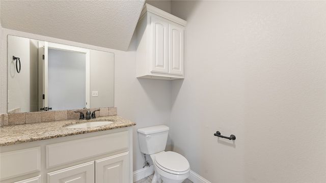100 NE Chicory Lane, Bentonville, AR 72712