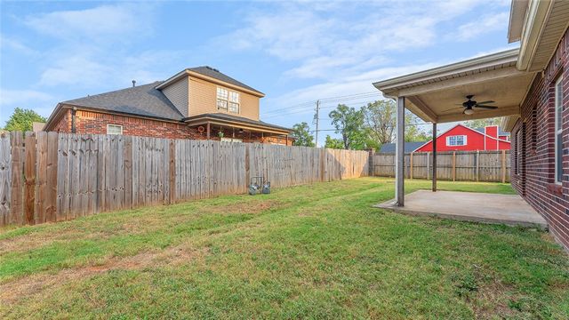 100 NE Chicory Lane, Bentonville, AR 72712