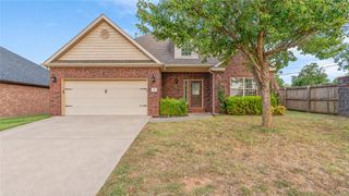 100 NE Chicory Lane, Bentonville, AR 72712