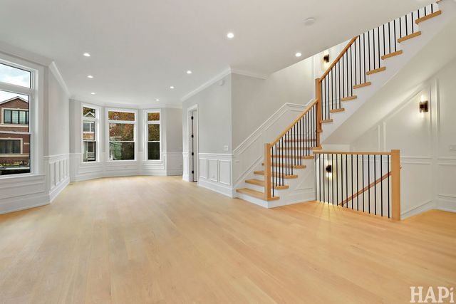 3507 N Whipple Street, Chicago, IL 60618