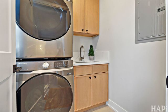 3507 N Whipple Street, Chicago, IL 60618