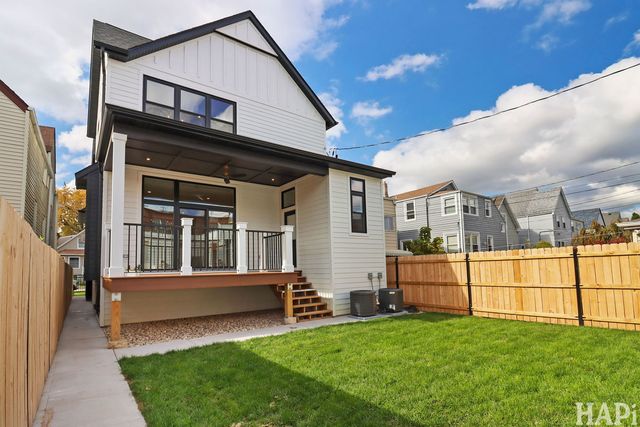 3507 N Whipple Street, Chicago, IL 60618