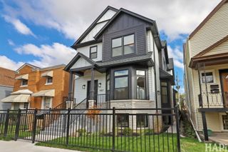 3507 N Whipple Street, Chicago, IL 60618
