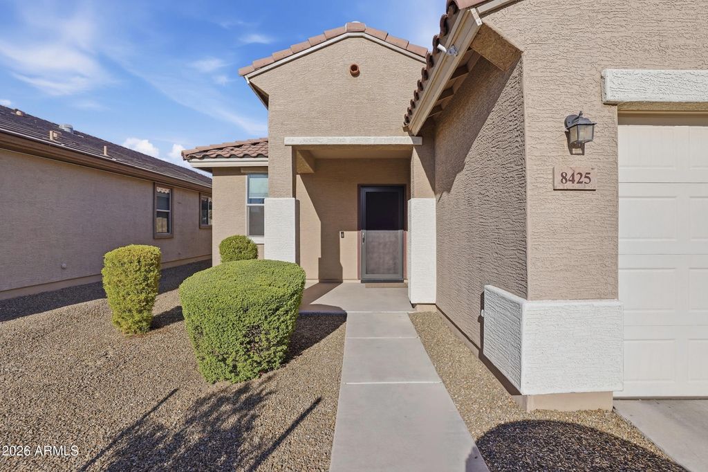 8425 N 61ST Drive, Glendale, AZ 85302 — photo 5