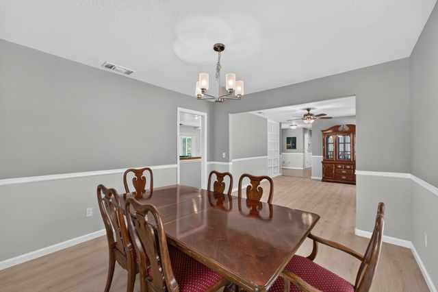 19221 Wolf Creek Rd, Grass Valley, CA 95949