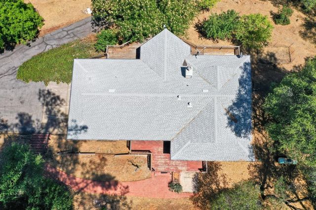 19221 Wolf Creek Rd, Grass Valley, CA 95949