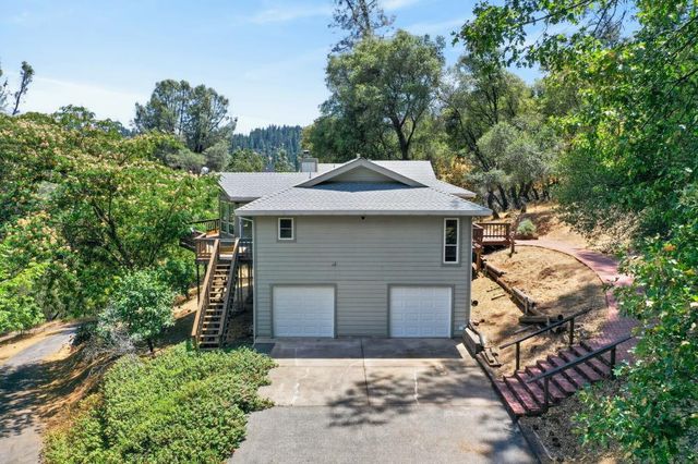 19221 Wolf Creek Rd, Grass Valley, CA 95949