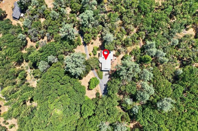 19221 Wolf Creek Rd, Grass Valley, CA 95949