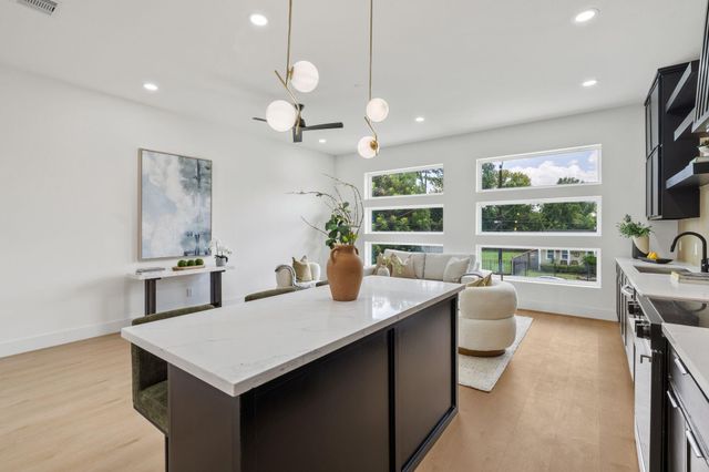 7321 Laura Koppe Road, Houston, TX 77028