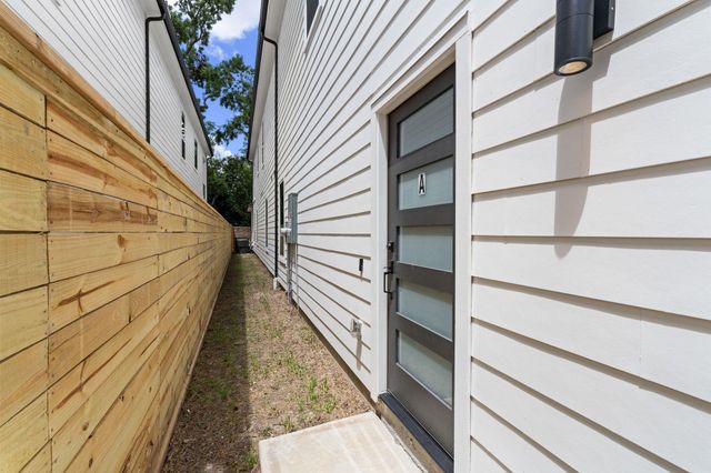 7321 Laura Koppe Road, Houston, TX 77028