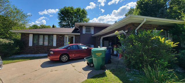 4909 N Brookside Drive, Michigan City, IN 46360