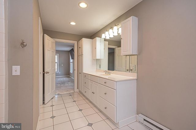 202 W MANOR DR, Dagsboro, DE 19939