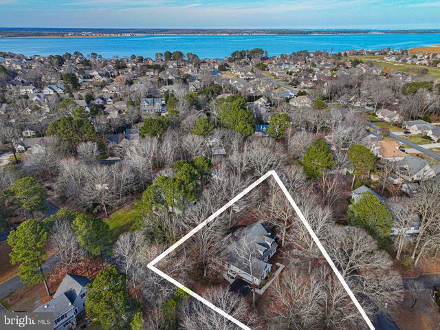 202 W MANOR DR, Dagsboro, DE 19939