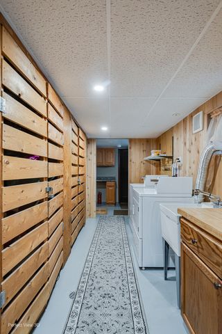 10114 Devon Court, Rosemont, IL 60018