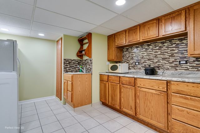 10114 Devon Court, Rosemont, IL 60018