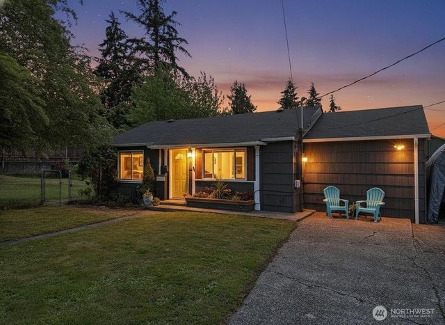1818 S 37th Street, Tacoma, WA 98418