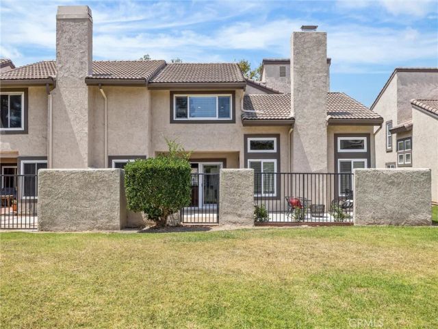 8471 Basin Circle, Huntington Beach, CA 92646