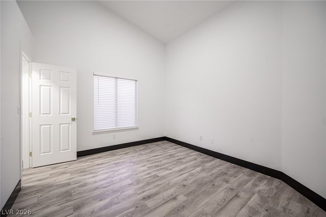 8020 Divernon Avenue, Las Vegas, NV 89149