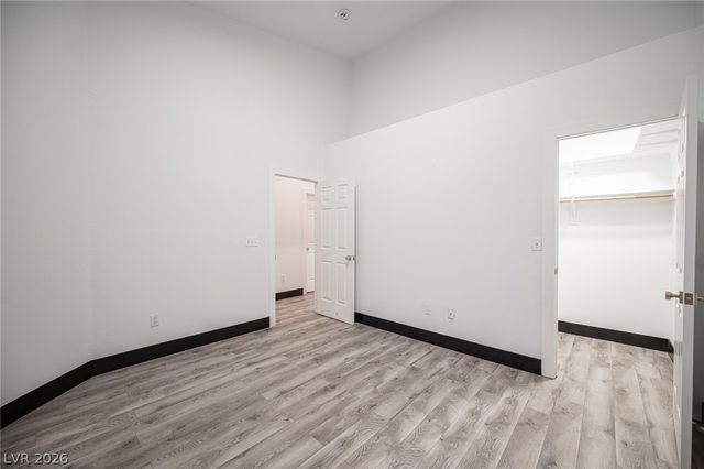 8020 Divernon Avenue, Las Vegas, NV 89149