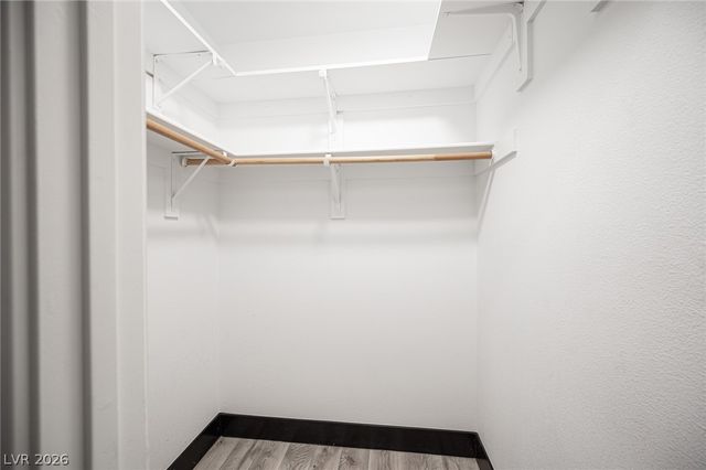 8020 Divernon Avenue, Las Vegas, NV 89149