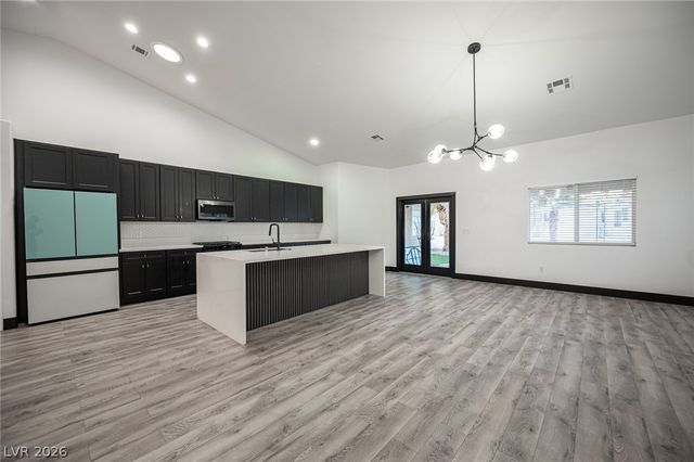 8020 Divernon Avenue, Las Vegas, NV 89149