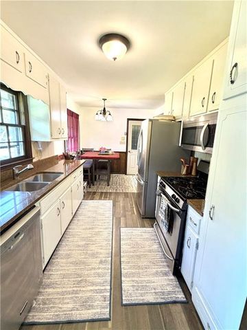 753 Brookwood Terrace SW, Lilburn, GA 30047