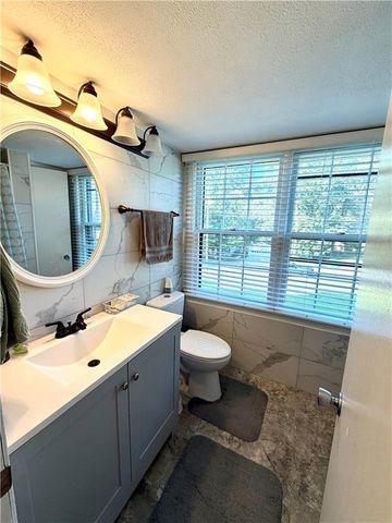 753 Brookwood Terrace SW, Lilburn, GA 30047