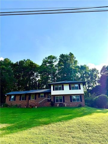 753 Brookwood Terrace SW, Lilburn, GA 30047