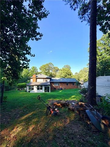 753 Brookwood Terrace SW, Lilburn, GA 30047
