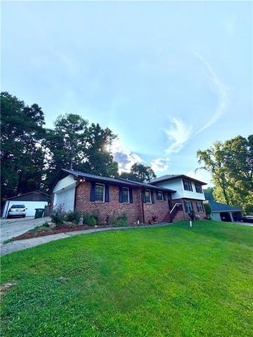 753 Brookwood Terrace SW, Lilburn, GA 30047
