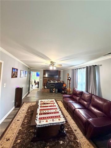 753 Brookwood Terrace SW, Lilburn, GA 30047