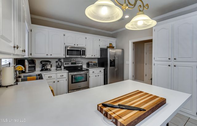 213 Boxwood Circle, Brandon, MS 39047
