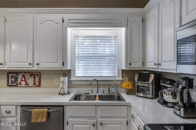 213 Boxwood Circle, Brandon, MS 39047