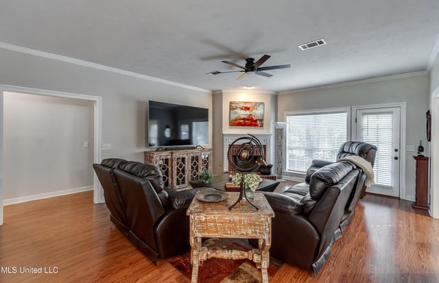 213 Boxwood Circle, Brandon, MS 39047