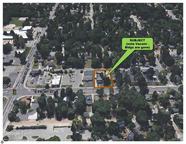 1026-1028 E Front Street, Traverse City, MI 49686