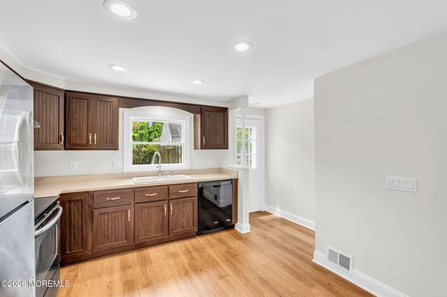 543 Harris Avenue, Brielle, NJ 08730