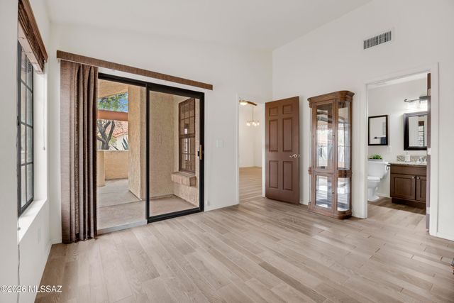 90 E Horizon Circle, Tucson, AZ 85737