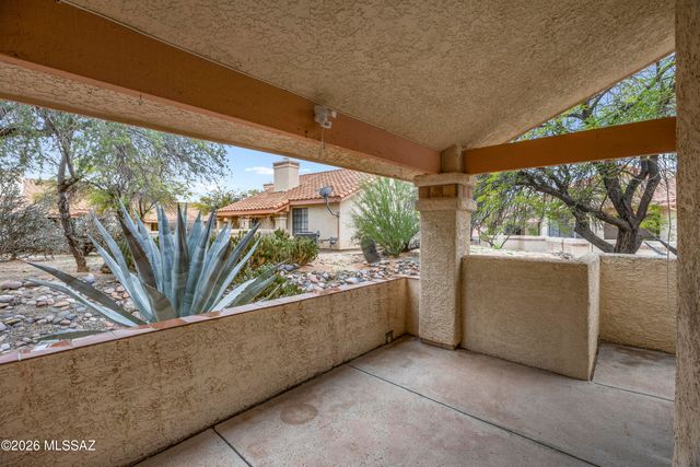 90 E Horizon Circle, Tucson, AZ 85737