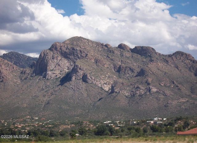 90 E Horizon Circle, Tucson, AZ 85737