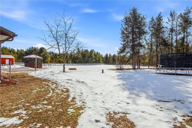 7631 Nine Mile Creek Road, Eau Claire, WI 54701