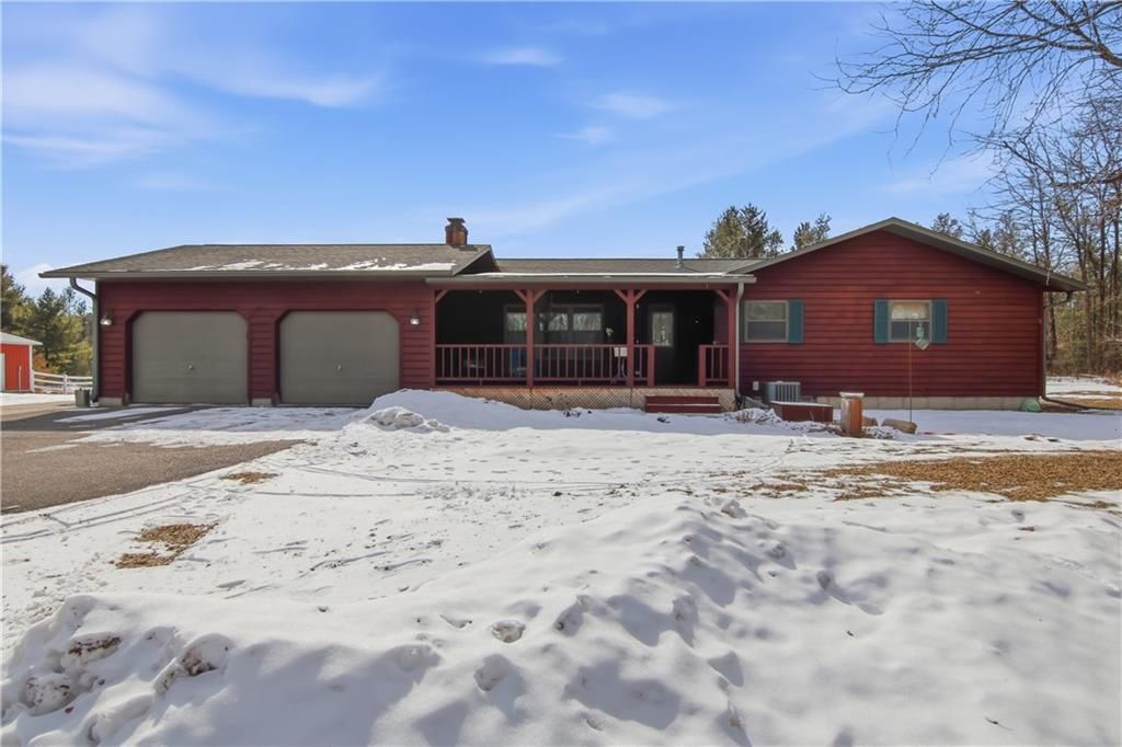 7631 Nine Mile Creek Road, Eau Claire, WI 54701