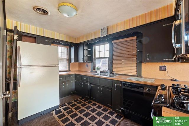 40 Pickard Lane, Council Bluffs, IA 51501