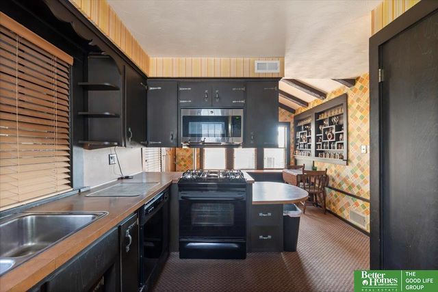 40 Pickard Lane, Council Bluffs, IA 51501