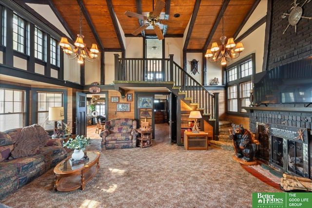 40 Pickard Lane, Council Bluffs, IA 51501