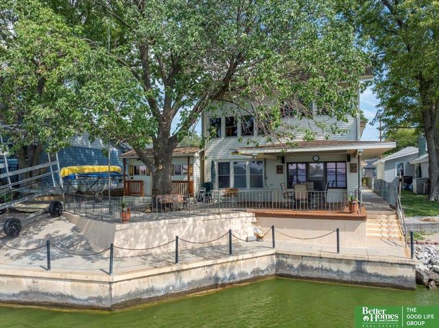 40 Pickard Lane, Council Bluffs, IA 51501